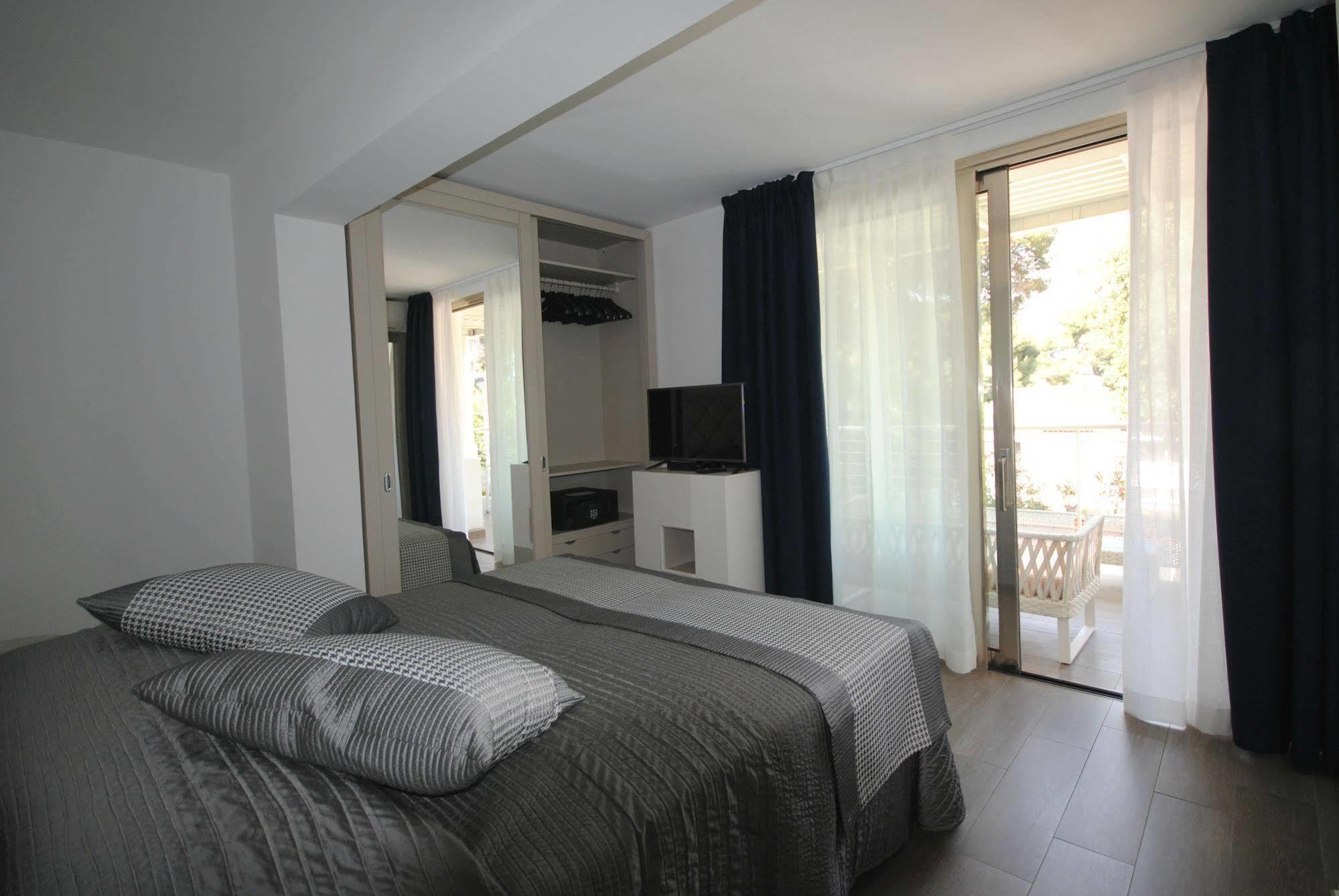 Guest House Cap Martin Roquebrune-Cap-Martin Buitenkant foto