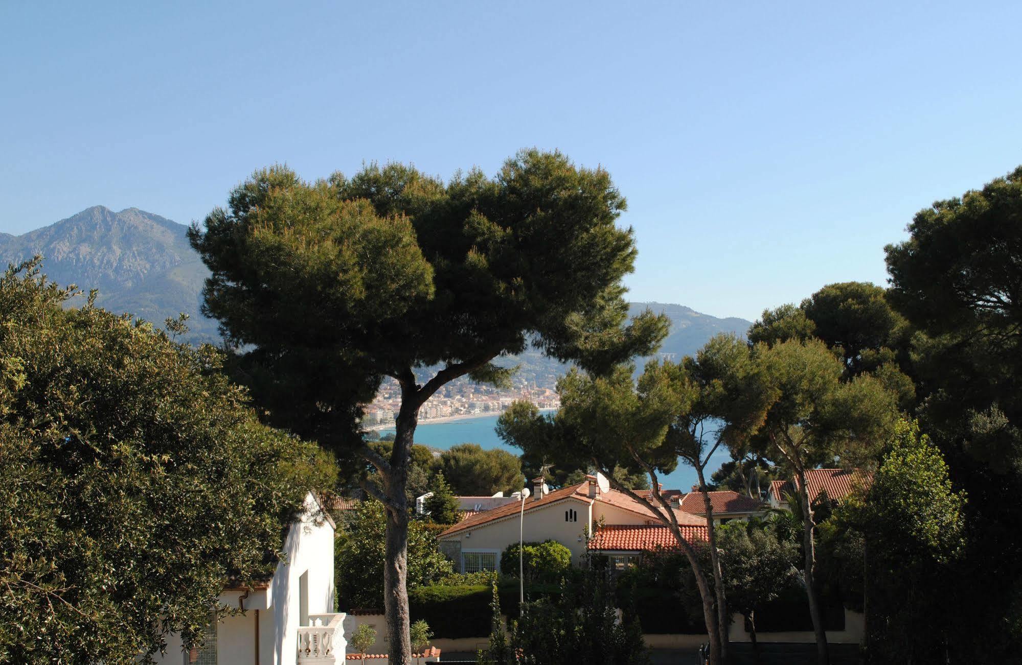 Guest House Cap Martin Roquebrune-Cap-Martin Buitenkant foto